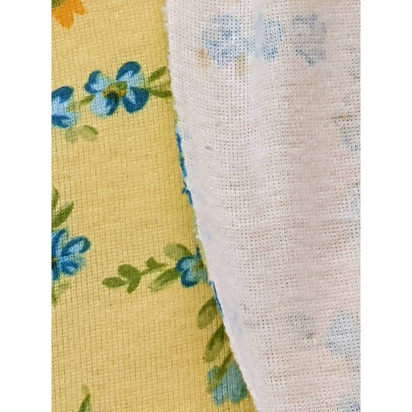 Vintage Yellow Cheery Floral Pattern One Way Stretch Cotton Knit T-Shirt Fabric - Picture 7 of 8